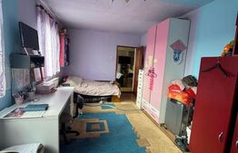 Casa de vanzare, cu 4 camere, 180 mp, in Simeria