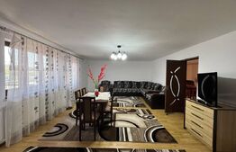 Casa cu 6 camere in Cristur, 287mp