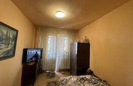 Apartament cu 2 camere, decomandat în Simeria 