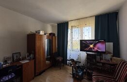 Apartament cu 2 camere, decomandat în Simeria 