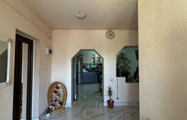 Casa cu 3 camere in Uroi