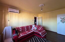 Apartament cu 2 camere, semidecomandat, zona ultracentrala in SImeria