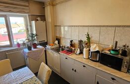 Apartament cu 3 camere, 2 băi și 2 balcoane spațioase – zona centrală, DEVA