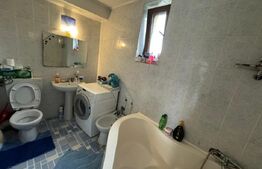 Apartament de vânzare, cu 2 camere, 57 mp, decomandat, zona Balcescu 