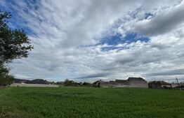 Teren intravila, 1540 mp, in Saulesti, Deva