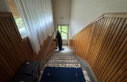 Casa cu 6 camere in Hunedoara zona Zlasti