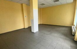 Spațiu comercial de închiriat, 120 mp, vitrină mare – zona Liceul Auto, Deva