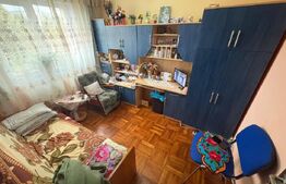 Apartament cu 3 camere, 50 mp, decomandat, zona Minerul