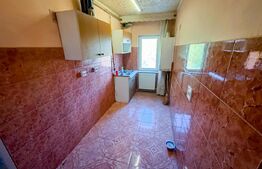 APARTAMENT 3 CAMERE SEMI-DECOMANDAT 42.000 EUR