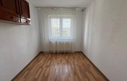 Apartament cu 3 camere, semidecomandat 47 mp