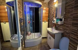 Vand apartament 2 camere in Hunedoara 