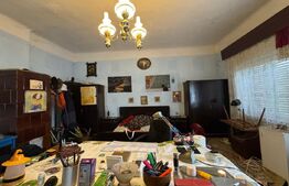 Casa cu 4 camere, 170mp si teren de 1488mp in MÂNERĂU
