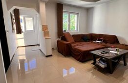 Casă cu 3 camere în Hunedoara – priveliște, piscină și autonomie energetică