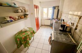 Apartament cu 4 camere, decomandat, zona Decebal 