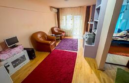 Apartament cu 4 camere, decomandat, zona Decebal 