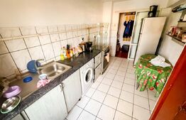 Apartament cu 4 camere, decomandat, zona Decebal 
