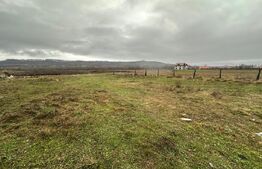 Teren intravilan 450 mp intr-un cartier nou de case in proximitatea Orastiei