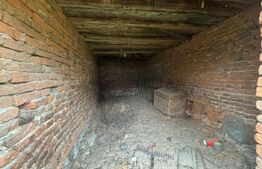 Casa cu 2 camere in Densus, 20 km de Manastirea Prinslop