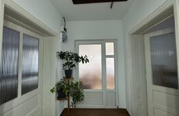 Casa cu 5 camere in Orastie, 150 mp