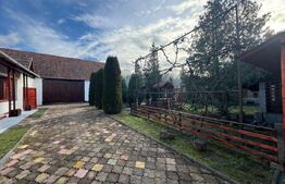 Vand casa cu 4 camere in Orastioara de Jos