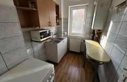 Apartament 3 camere semidecomandat - Deva, zona linistita