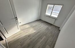 APARTAMENT 3 CAMERE DECOMANDAT IN ZONA DEOSEBITA CU VEDERE SPRE BULEVARD