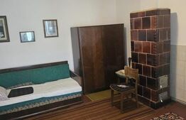 Casă 3 corpuri • Central Geoagiu • 657 mp teren • Garaj & utilități