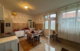 Casă 3 corpuri • Central Geoagiu • 657 mp teren • Garaj & utilități