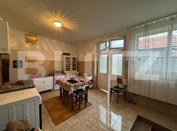 Casa de vânzare 5 camere 700 - 185378CV | BLITZ Deva | Poza1