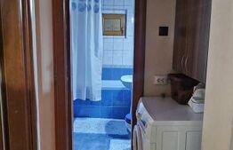Apartament 3 camere, decomandat 70 mp,  zonă centrală – Deva