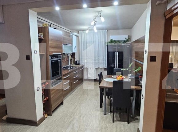 Apartament de vânzare 3 camere Central - 186139AV | BLITZ Deva | Poza1