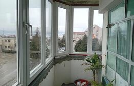 Apartament spațios cu 3 camere, bloc reabilitat, zonă excelentă 