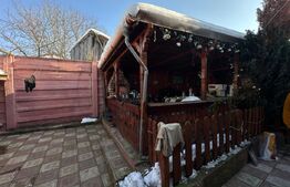 Casă individuală cu garaj, atelier, curte - zona Gh. Apostol, Hunedoara