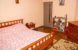 Casă 220 mp + Spațiu Comercial 105 mp - Piața Centrală