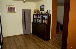 Casă 220 mp + Spațiu Comercial 105 mp - Piața Centrală