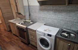 Apartament cu 2 camere, decomandat, etaj 1, vedere Cetate – zona Armata, Deva