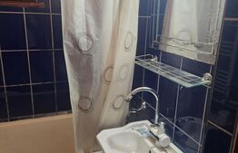 Apartament cu 2 camere, decomandat, etaj 1, vedere Cetate – zona Armata, Deva