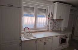 Apartament 2 camere cu curte, complet renovat & mobilat – zonă centrală, Deva