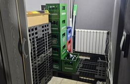 Spațiu comercial de vânzare, 89 mp, vitrină stradală, complet mobilat 