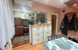 Apartament cu 3 camere, scara interioara, Deva cu vedere spre cetate