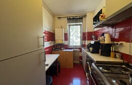Apartament cu 2 camere decomandat in Simeria