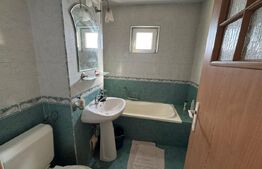 Apartament 3 camere, decomandat 72 mp, zona central Simeria