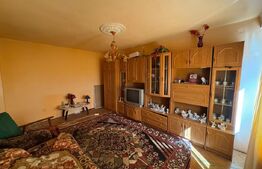 Apartament 3 camere, decomandat 72 mp, zona central Simeria