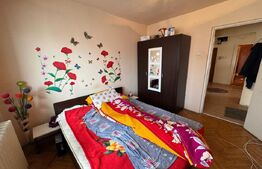 Apartament 3 camere, decomandat 72 mp, zona central Simeria