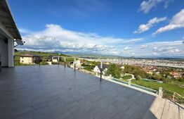 Casă individuală cu panoramă asupra Devei și Munților Retezat – teren generos