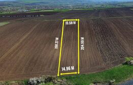 Teren extravilan de vanzare, 2.700 mp - zona Cristur