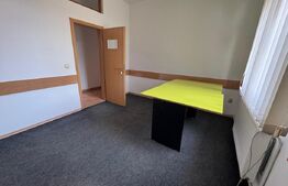SPAȚIU COMERCIAL/BIROURI DE VÂNZARE – 140 MP UTILI – DEVA, Central 