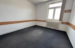 SPAȚIU COMERCIAL/BIROURI DE VÂNZARE – 140 MP UTILI – DEVA, Central 