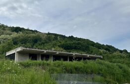 Casa la gri 159 mp, teren 16.418 mp, zona Dumbrăvița-Hunedoara 