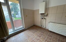 Apartament 2 camere, 47 mp, la curte, zonă Ultracentrală
